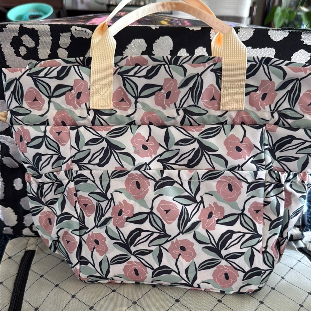 Floral Pink and Cream Women's Bag